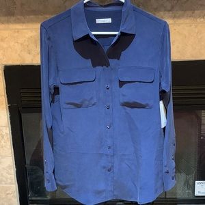 NWT Equipment Femme Slim Signature Silk Blouse